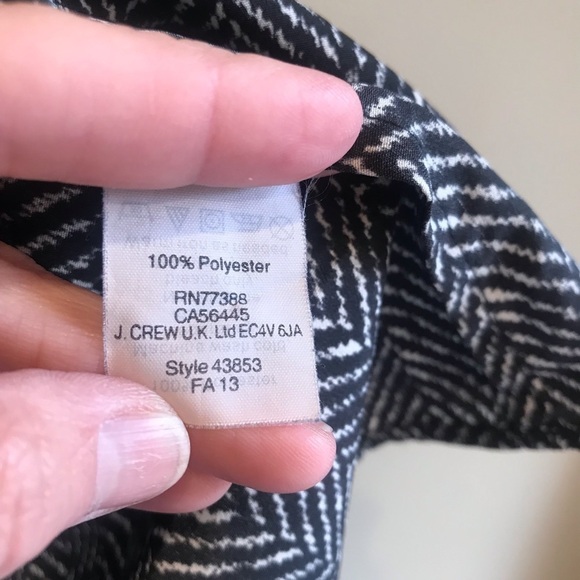 J. Crew Factory | Printed Teagan Ruffled Popover 4 - Picture 2 of 4